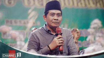 Dianggap Lecehkan Pesantren, KH. Anwar Zahid Minta Ijin Trans 7 Dicabut