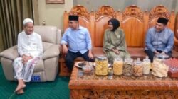 Ketua MPR Ahmad Muzani Sowan ke Gus Ali Masyhuri, Didampingi Wabup Mimik Idayana