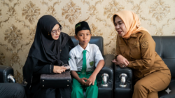 Bocah MI di Sidoarjo Kirim Surat ke Presiden Prabowo, Wabup Mimik Beri Apresiasi
