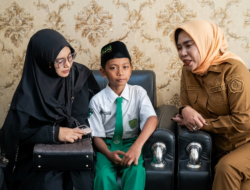 Bocah MI di Sidoarjo Kirim Surat ke Presiden Prabowo, Wabup Mimik Beri Apresiasi