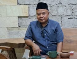 100 Hari Lebih PAW Tak Kunjung Diproses, Mantan Ketua KPU Soroti Hak Rakyat yang Terabaikan!
